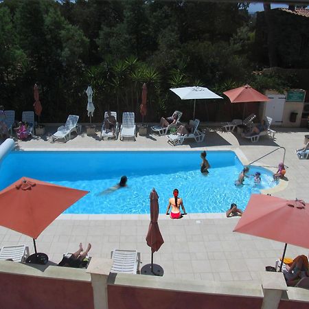 Hotel Et Studios Les Amandiers Saint-Raphaël Dış mekan fotoğraf